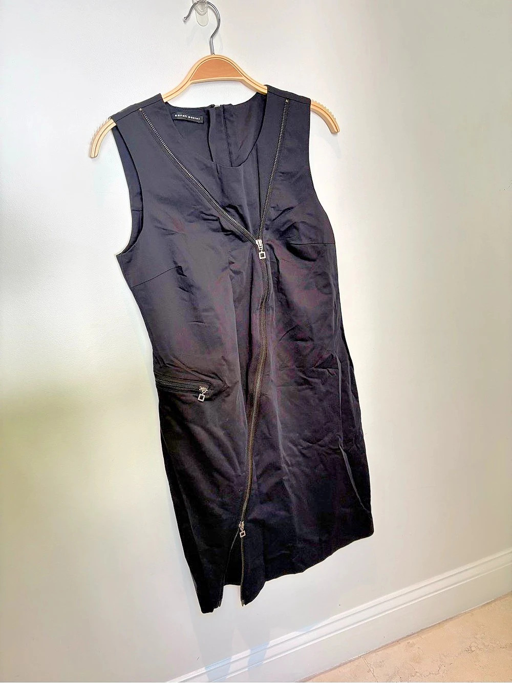 Sarah Pacini Black Sleeveless sheath Dress Size 2